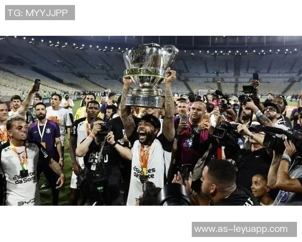 德佩新歌致敬巴西杯夺冠时刻强调财富积累与应有的尊重